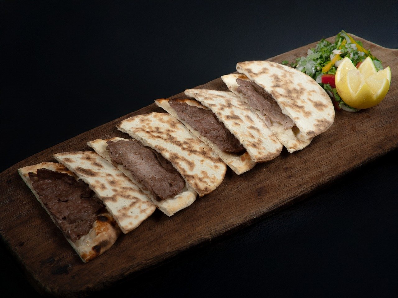 شرحات غنم بالعجين